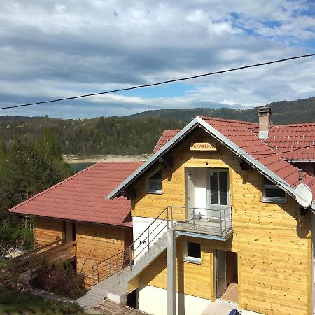 Tara Lake Apartments Jevtici Zewnętrze zdjęcie